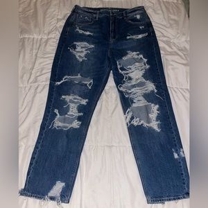 American Eagle Mom Jeans, size 14!
